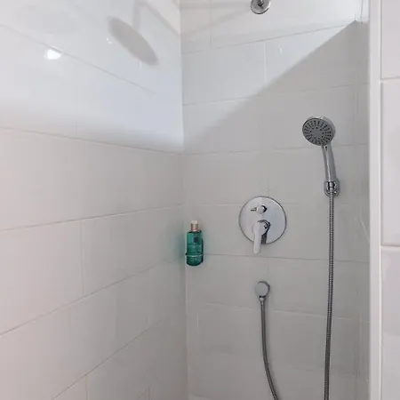 Pe No Mar * 蒙蒂戈杜